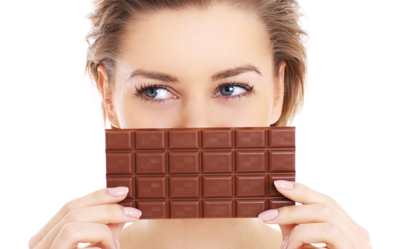 Mito chocolate produce acne